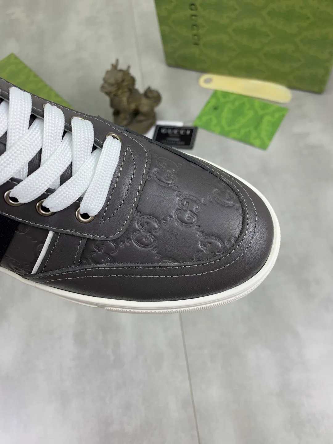 Men's shoes 💰P420 💰[New style]🆘 The latest model from Gucci GUCCI official website🎁Classic casual and fashionable men's shoes👟Best model💥The style is simple and elegant, exclusive for trendy men. Unique official website latest brand elements👑Gucci original decoration, fashionable and generous, original soft calfskin fabric➕Comfortable soft first-layer pigskin lining ✅The official website specifies the wear-resistant casual outsole, the classic model is taken in kind🎬Color: 4️⃣colors available😍Number: 38-44